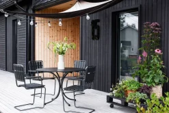 Varax Suvisaari pöytä pyöreä musta