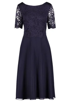 Vera Mont mekko 0113 4825