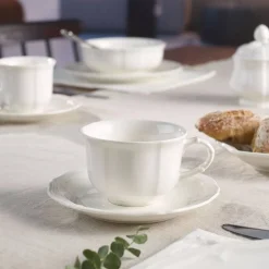Villeroy&Boch Manoir teekuppi & alunen 2 kpl