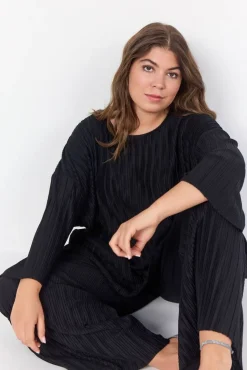 Wasabi paita Scarlet 1