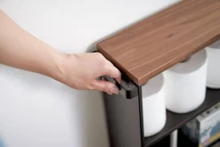 Yamazaki kapea hyllykkö pyörillä Tower musta