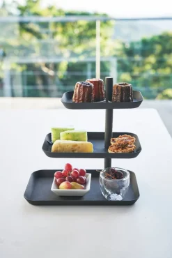 Yamazaki kerrosvati musta