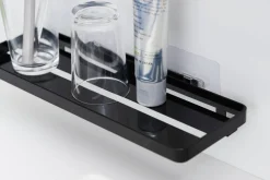 Yamazaki kylpyhuoneen hylly Tower musta