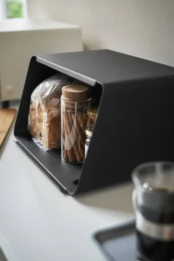Yamazaki leipälaatikko + irtokansi Tower musta