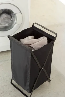 Yamazaki pyykkikori musta