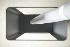 Yamazaki sateenvarjoteline Tower musta