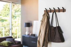 Yamazaki seinänaulakko Rin musta