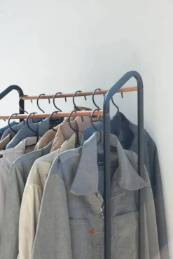 Yamazaki vaaterekki pyörillä Tower musta